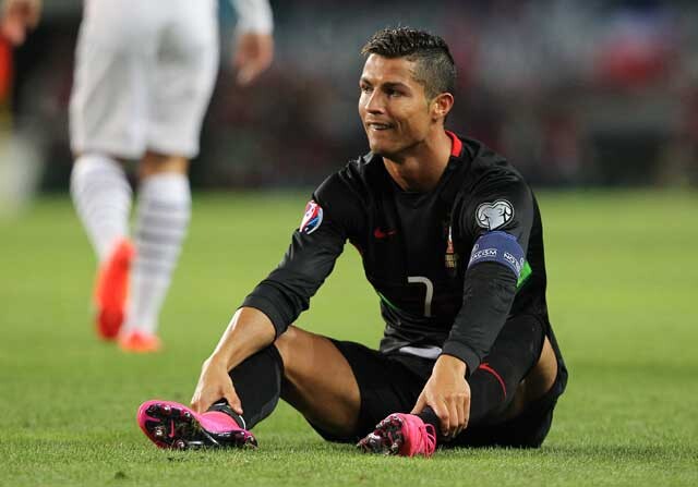 Fernando Santos: "No es posible sentar a Cristiano Ronaldo"