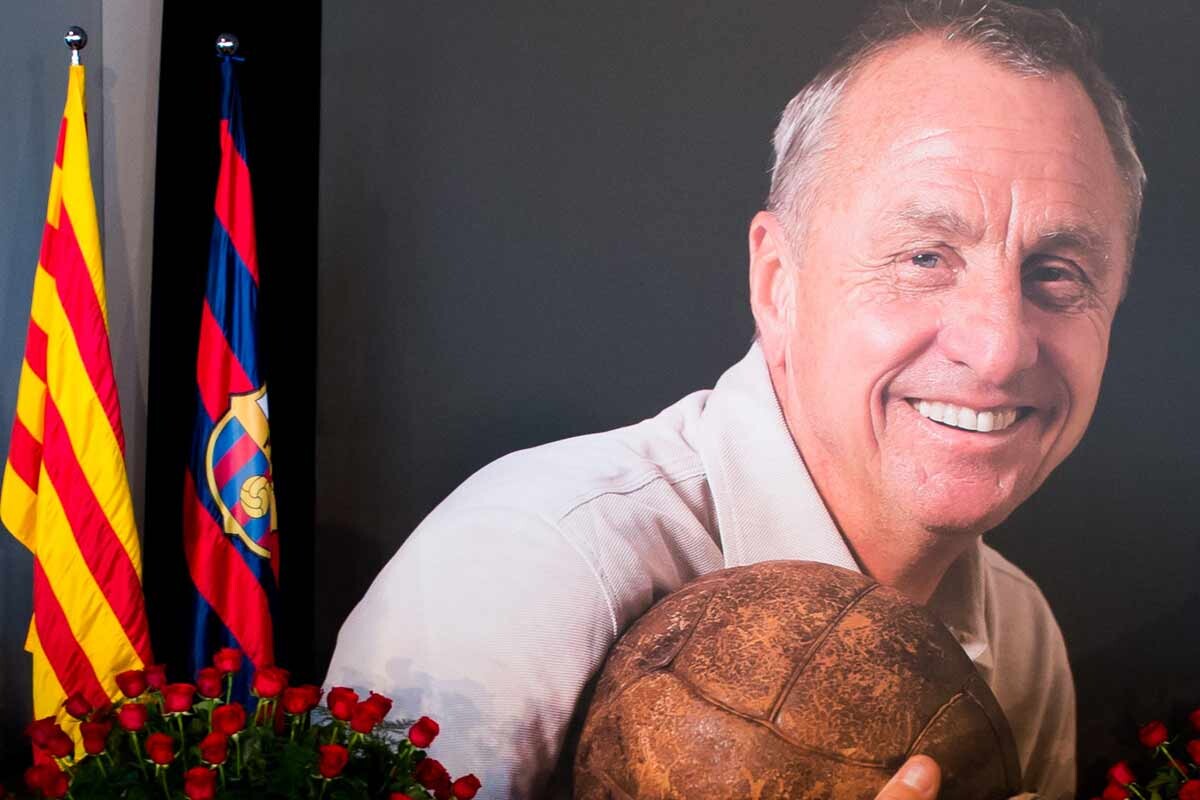 Homenaje a Johan Cruyff en el Camp Nou