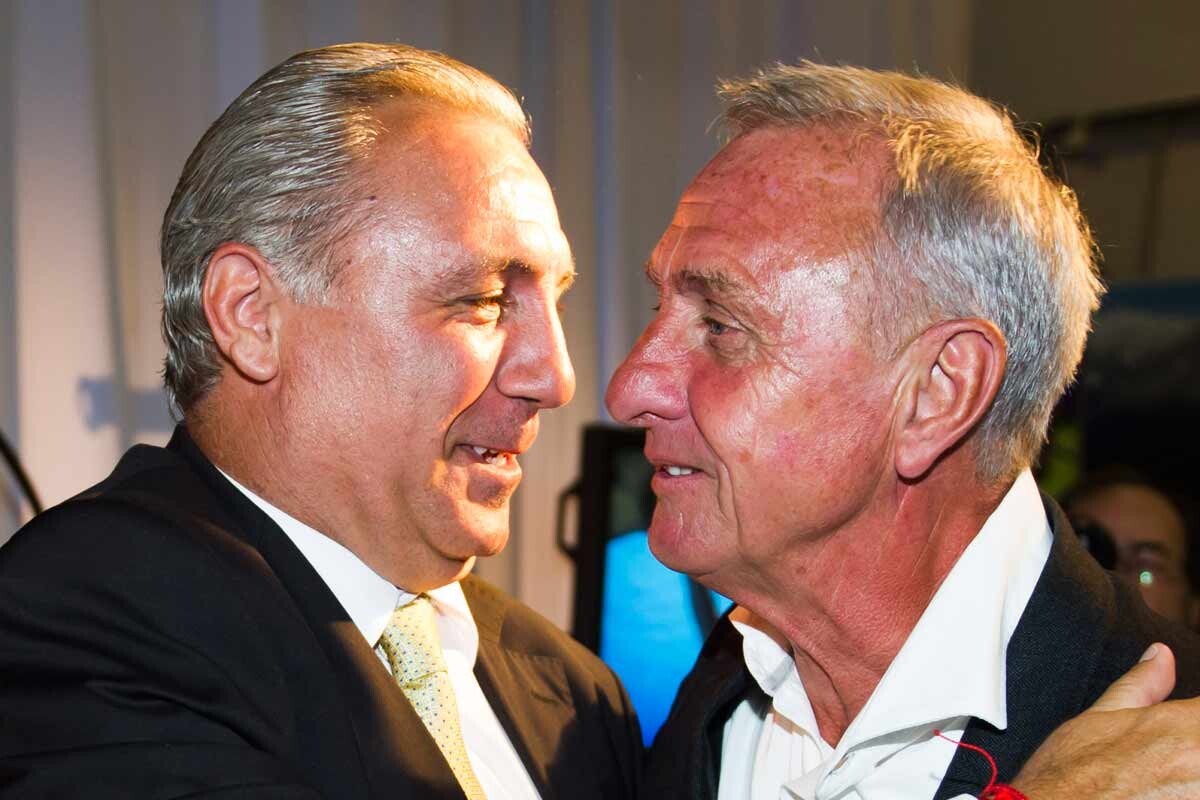 Hristo Stoichkov: "Johan Cruyff quedará para siempre en mi memoria"